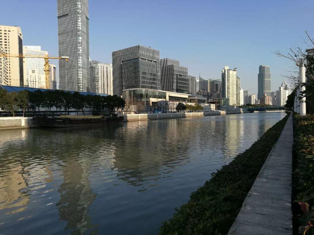 上海北横通道明跨苏州河段23米拉森桩施工