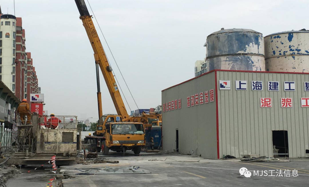 上海轨交13号线下南路站MJS槽壁加固