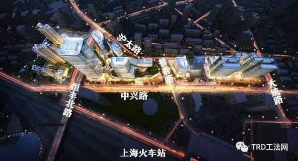 闹市区不规则场地的群坑施工方案