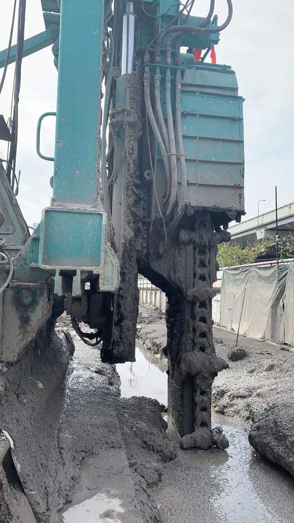 现场直击——宝能西上海中心东区新建（建配龙）项目基坑围护工程